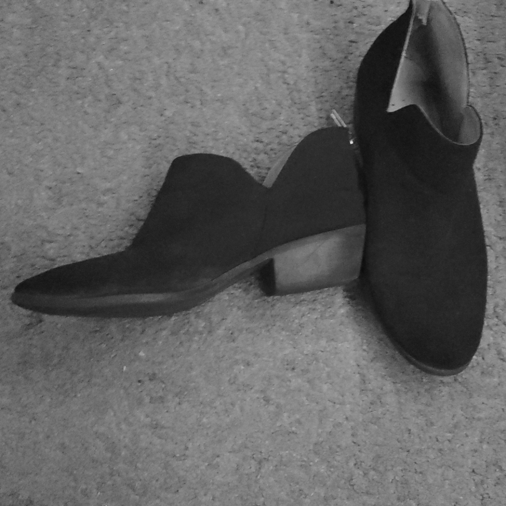Ankle boots